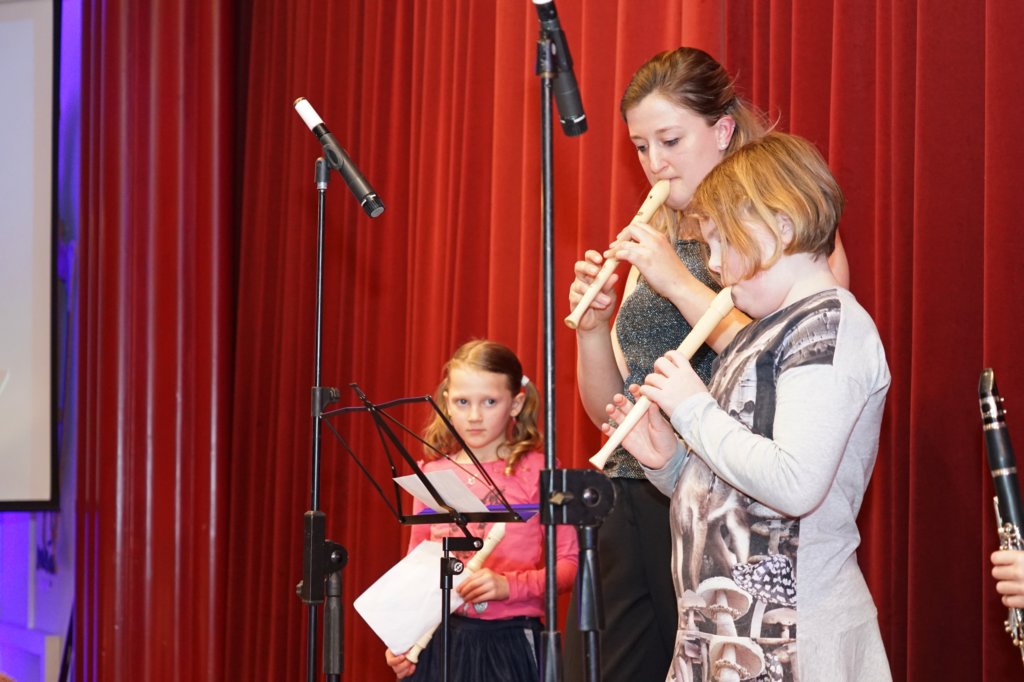 emmjaaruitvoering2019dsc02046.jpg