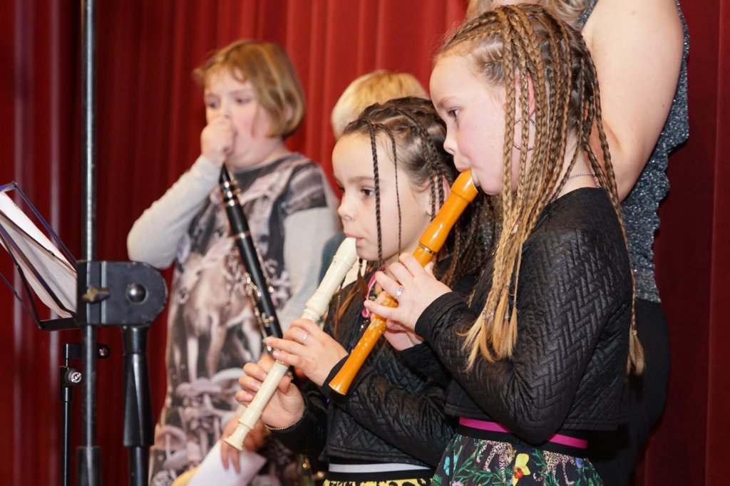 emmjaaruitvoering2019dsc02060.jpg