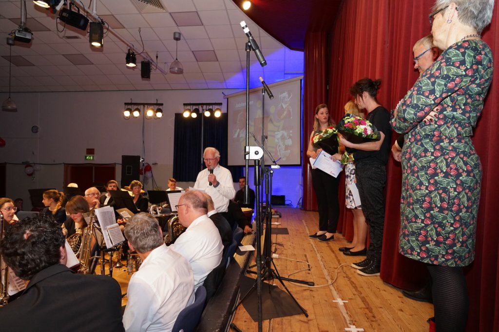 emmjaaruitvoering2019dsc02073.jpg